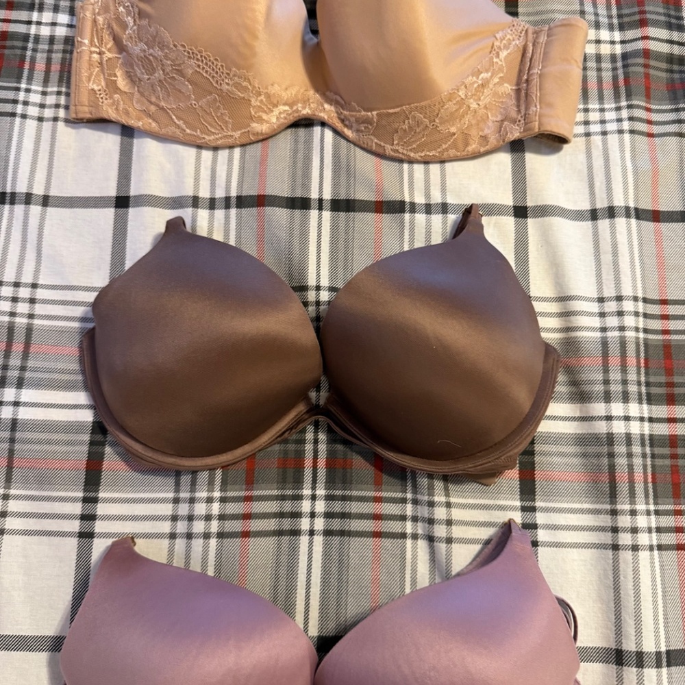 Lot of 3 Strap & Strapless Bras